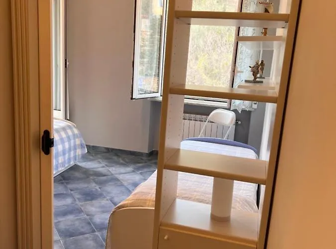 A 5 Minuti Dal Mare - Dolphin House Apartamento Spotorno